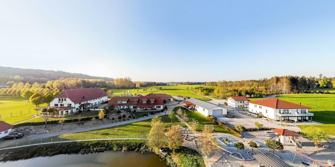 Hotel Hofgut Tiergarten Aulendorf Εξωτερικό φωτογραφία